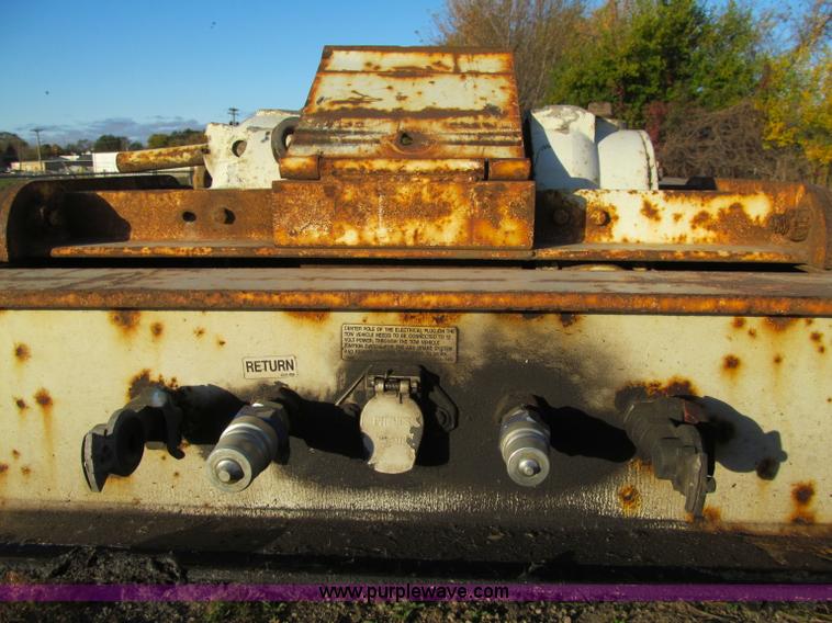 image for item F5533 2005 Trail-Eze TE80HT 48' trailer