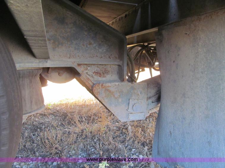 image for item F5533 2005 Trail-Eze TE80HT 48' trailer