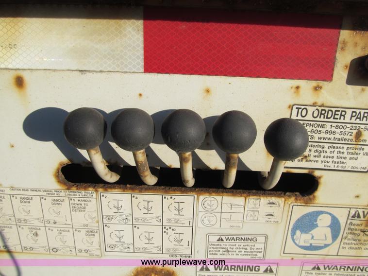 image for item F5533 2005 Trail-Eze TE80HT 48' trailer