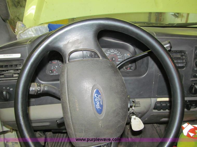 image for item F5534 2007 Ford F550 XL Super Duty service truck