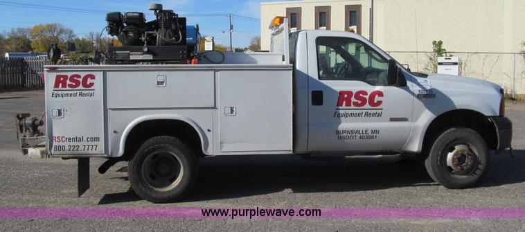 image for item F5535 2006 Ford F350 XL service truck