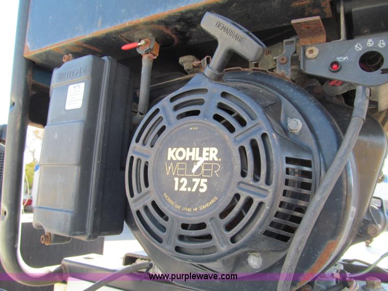 image for item F5535 2006 Ford F350 XL service truck