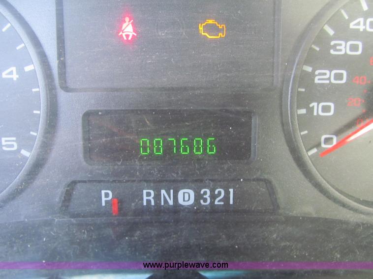image for item F5535 2006 Ford F350 XL service truck