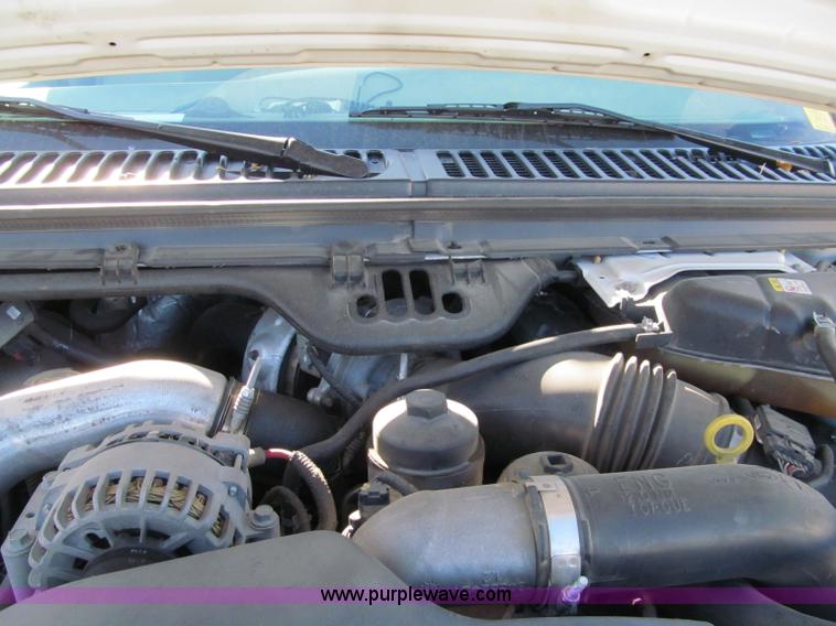 image for item F5535 2006 Ford F350 XL service truck