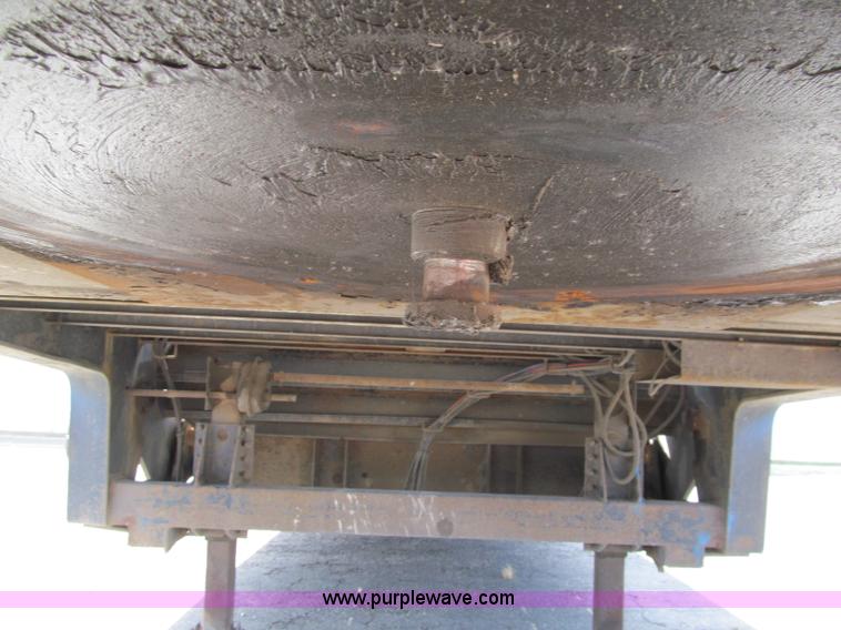 image for item F5537 2005 Trail-Eze TE701 48' slide axle trailer