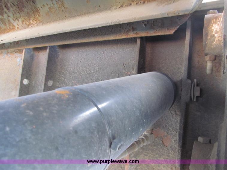 image for item F5537 2005 Trail-Eze TE701 48' slide axle trailer