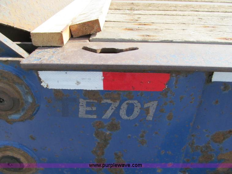 image for item F5537 2005 Trail-Eze TE701 48' slide axle trailer