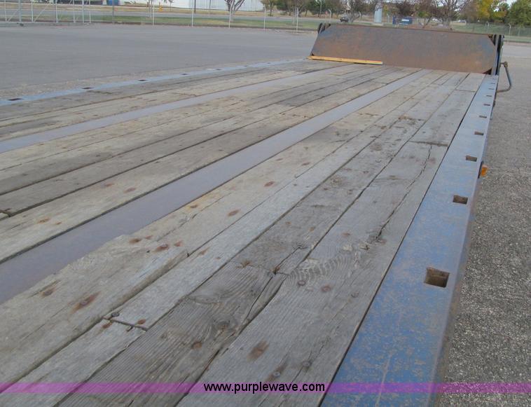 image for item F5537 2005 Trail-Eze TE701 48' slide axle trailer