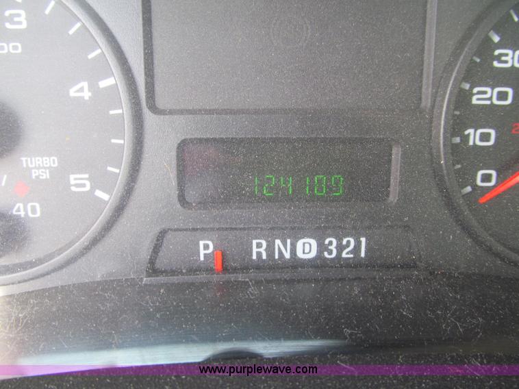 image for item F5538 2006 Ford F350 XL service truck