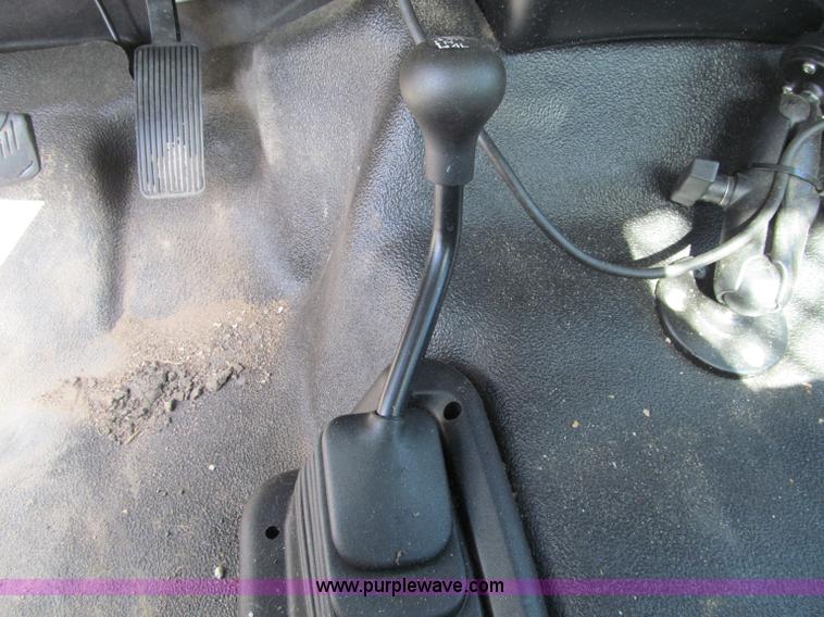 image for item F5538 2006 Ford F350 XL service truck