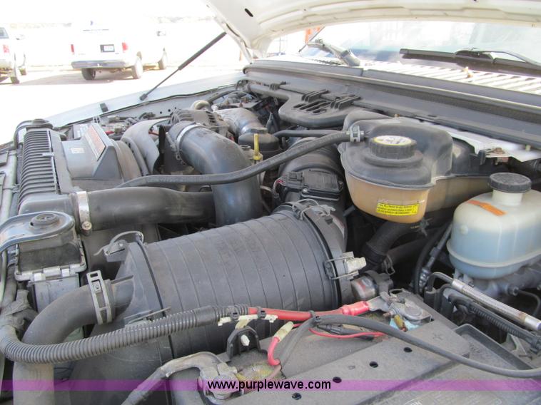 image for item F5538 2006 Ford F350 XL service truck