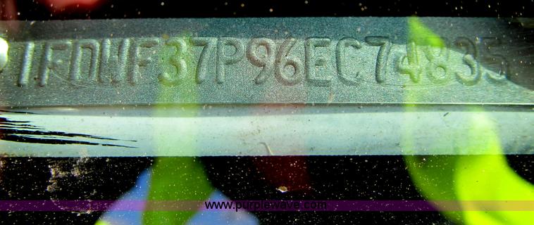 image for item F5538 2006 Ford F350 XL service truck