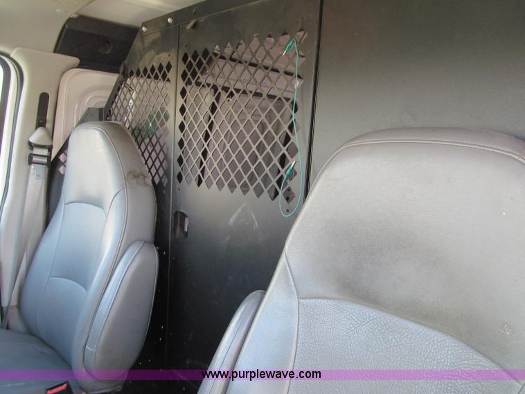 image for item F5539 2007 Ford Econoline E350 cargo van