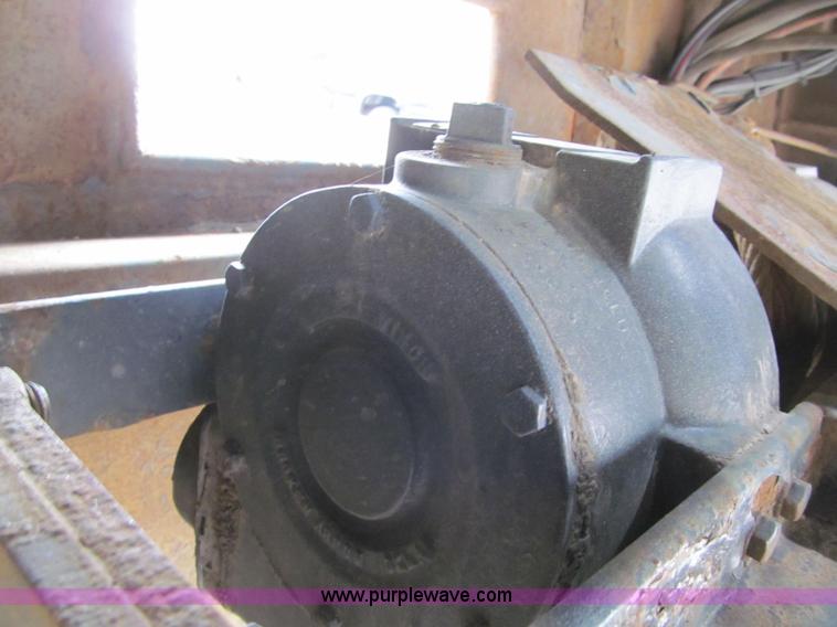 image for item F5540 2006 Trail-Eze TE70HT 48' trailer