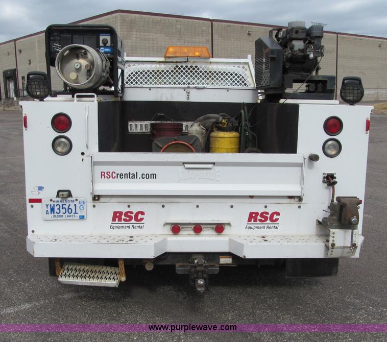 image for item F5541 2006 Ford F350 XL service truck