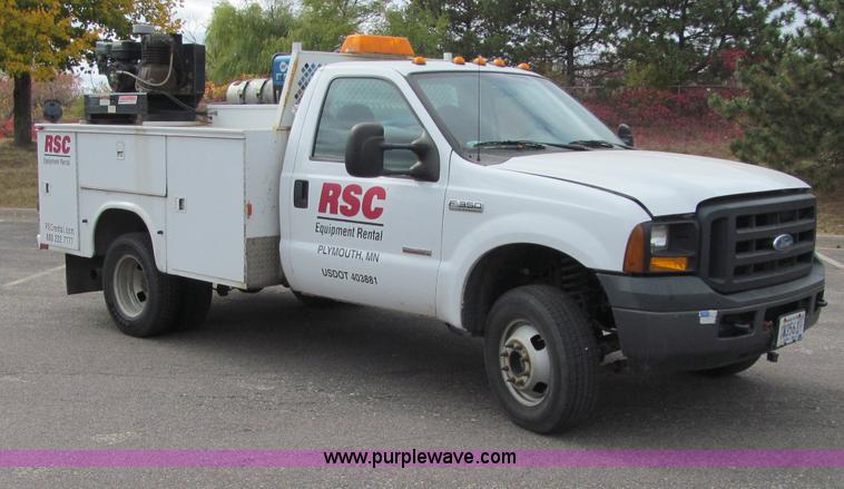 image for item F5541 2006 Ford F350 XL service truck
