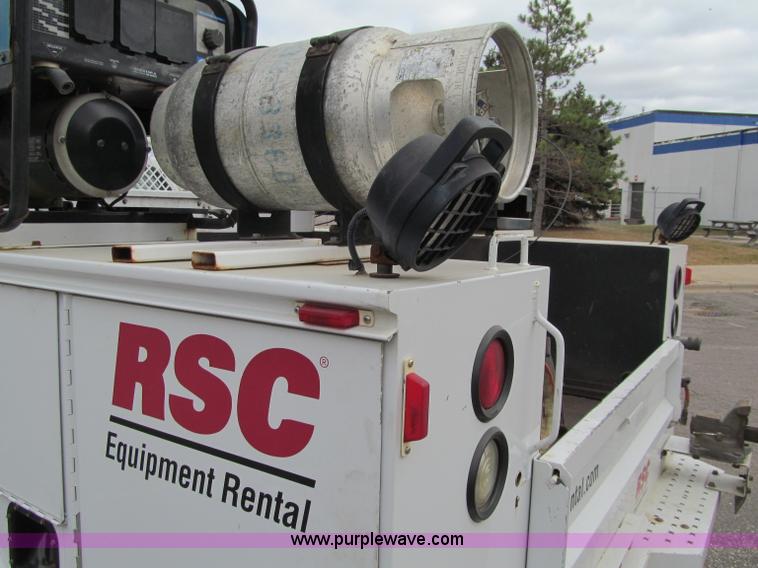 image for item F5541 2006 Ford F350 XL service truck