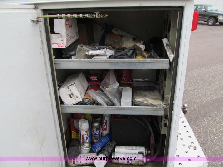 image for item F5541 2006 Ford F350 XL service truck