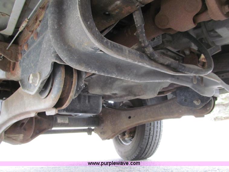 image for item F5541 2006 Ford F350 XL service truck