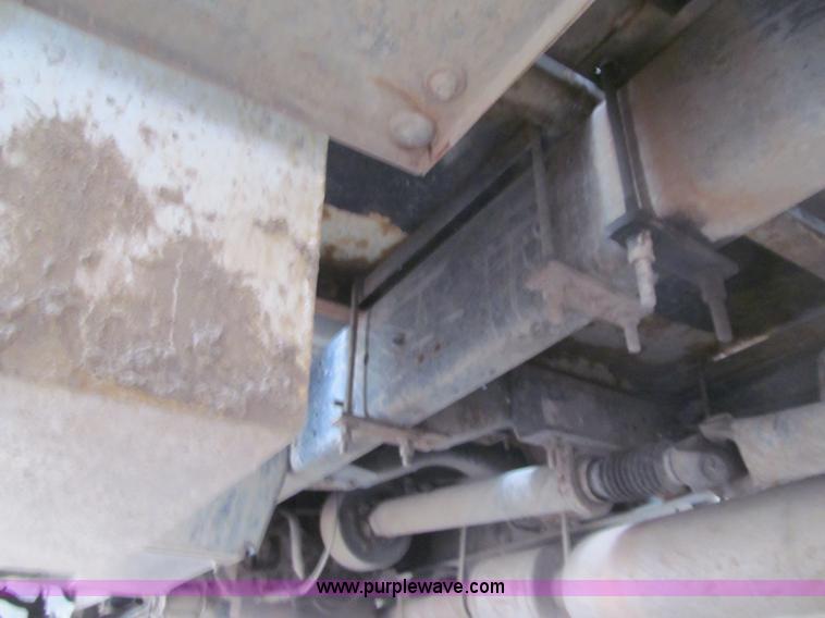 image for item F5542 2006 Chevrolet C5500 service truck