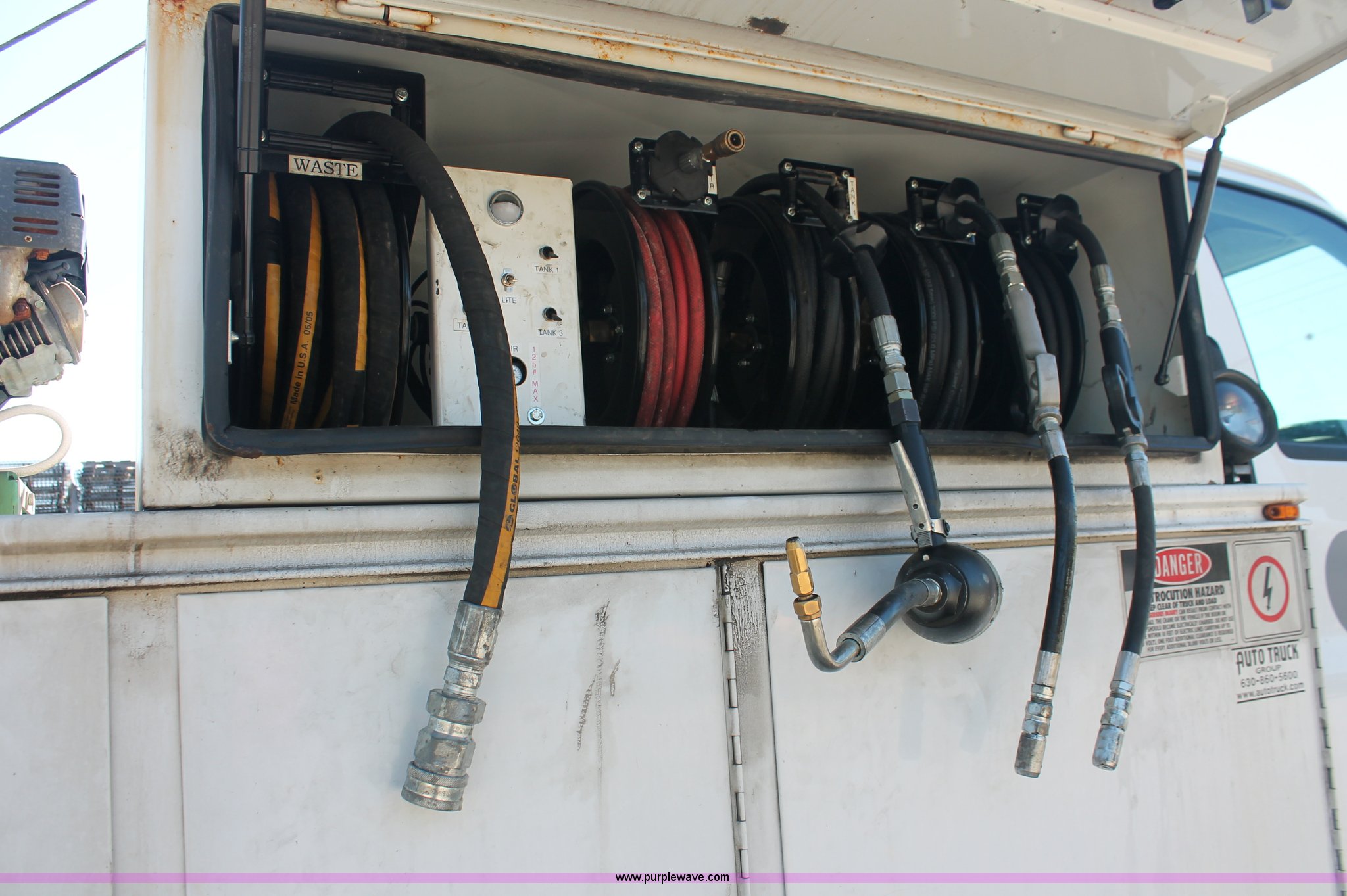 2006 Chevrolet C5500 service truck in Indianapolis, IN | Item C2904