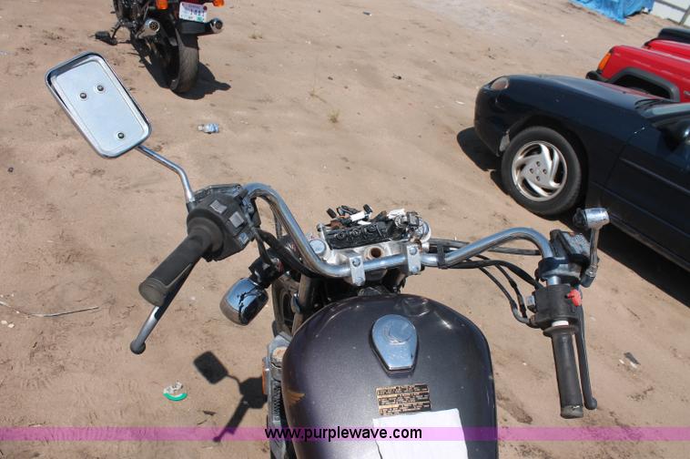 image for item L9996 1982 Honda V45 Magna motorcycle