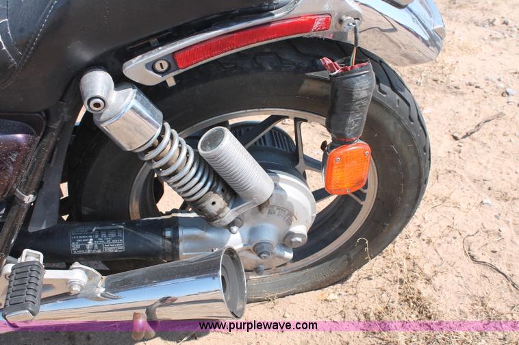 image for item L9996 1982 Honda V45 Magna motorcycle