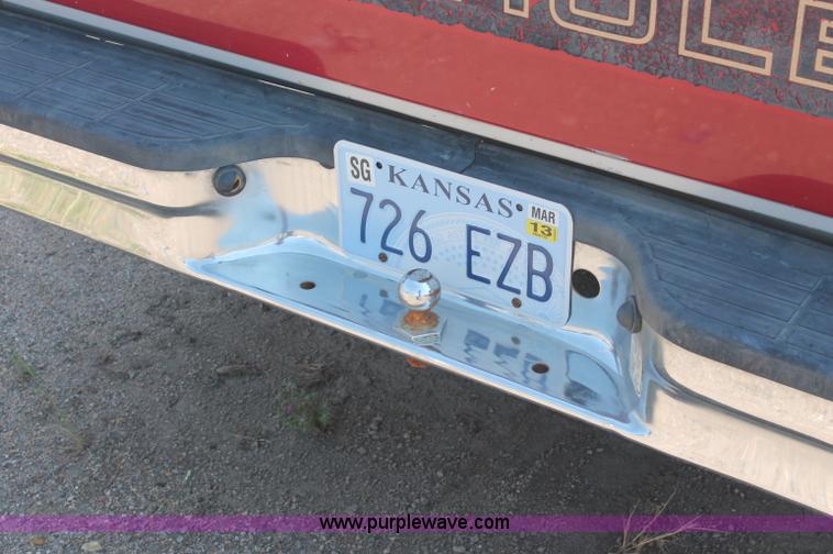 image for item L9997 1988 Chevrolet C1500 pickup truck