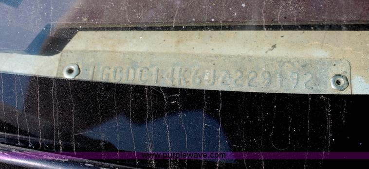 image for item L9997 1988 Chevrolet C1500 pickup truck