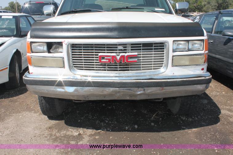 image for item L9998 1989 GMC Sierra C3500 extended cab pickup truck