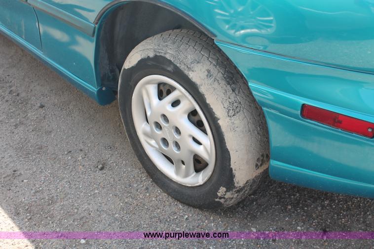 image for item O9321 1998 Pontiac Sunfire SE