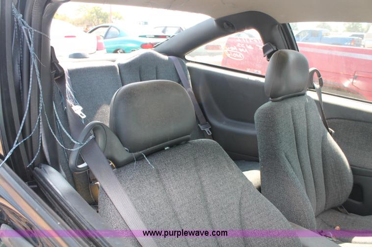 image for item O9322 2004 Chevrolet Cavalier