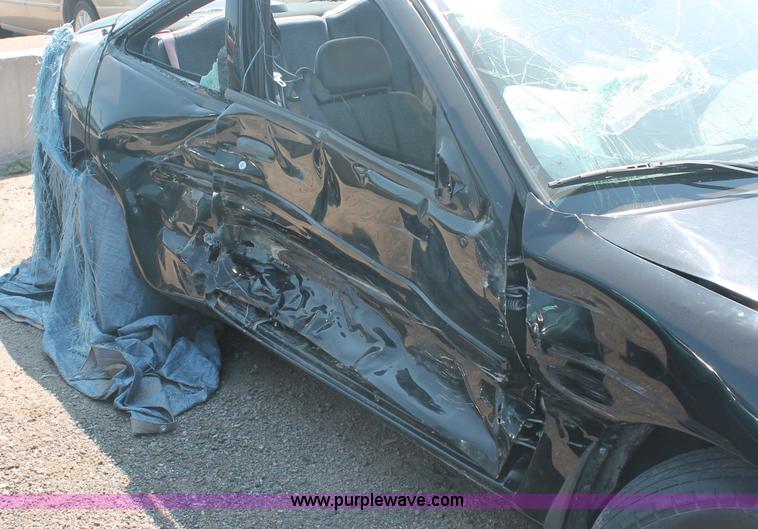 image for item O9322 2004 Chevrolet Cavalier