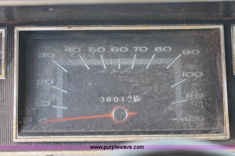 image for item O9325 1969 Plymouth Valiant Signet