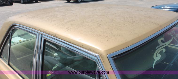 image for item O9325 1969 Plymouth Valiant Signet