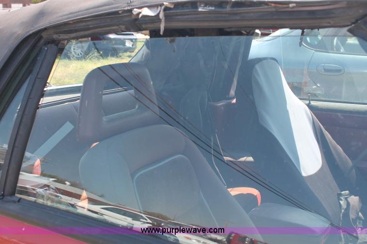 image for item O9326 1988 Ford Mustang LX convertible