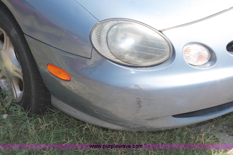 image for item O9327 1999 Ford Taurus SE