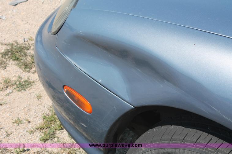 image for item O9327 1999 Ford Taurus SE