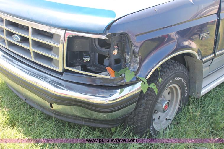image for item O9328 1994 Ford F150 XLT extended cab pickup truck