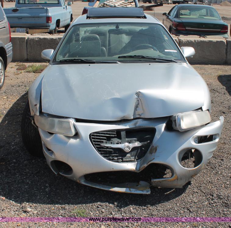 image for item O9335 2000 Chrysler Sebring LXi