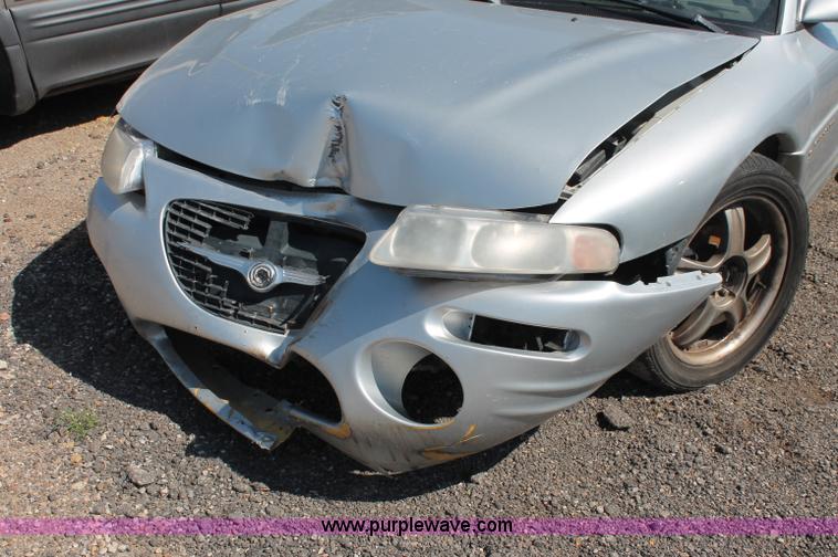 image for item O9335 2000 Chrysler Sebring LXi