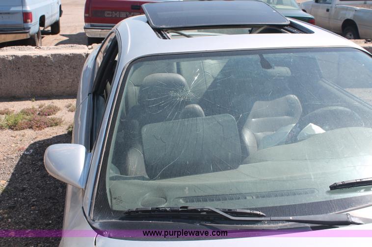 image for item O9335 2000 Chrysler Sebring LXi