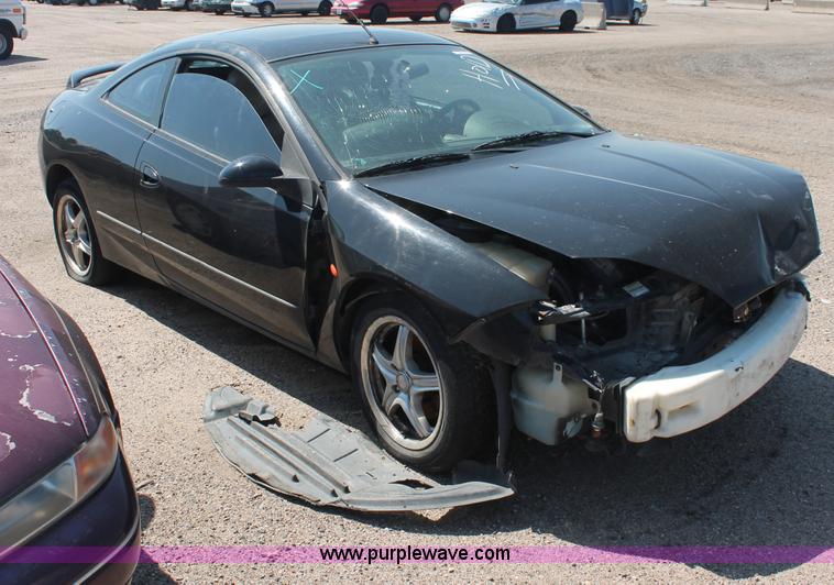 image for item O9336 2000 Mercury Cougar