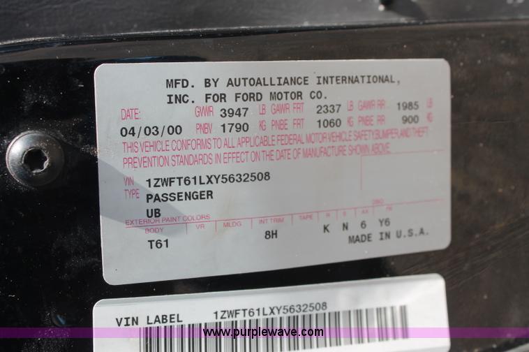 image for item O9336 2000 Mercury Cougar