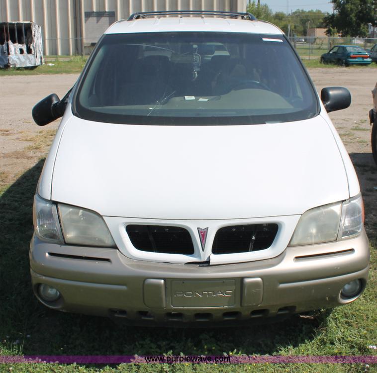 image for item O9339 1999 Pontiac Montana mini van