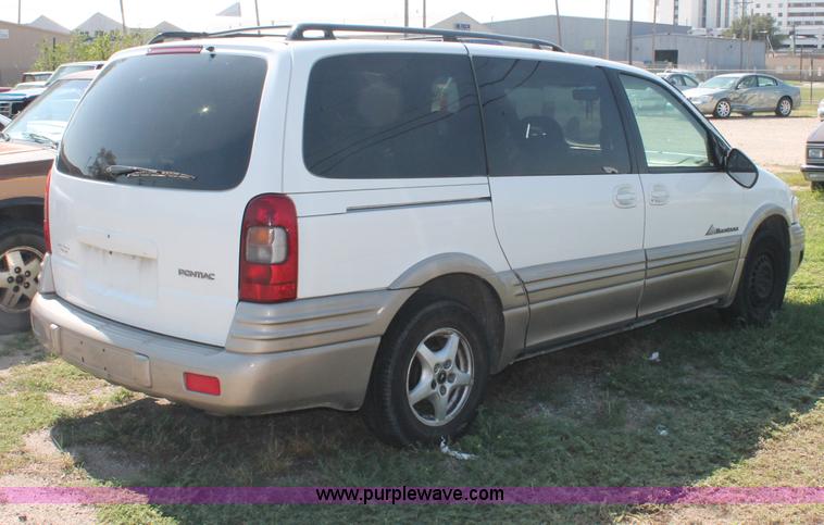 image for item O9339 1999 Pontiac Montana mini van