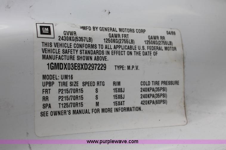 image for item O9339 1999 Pontiac Montana mini van