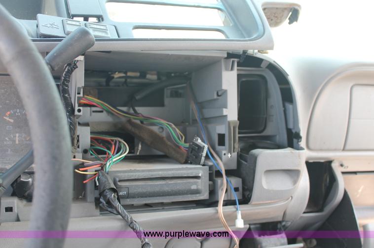 image for item O9340 1997 Chevrolet Tahoe SUV