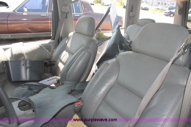 image for item O9340 1997 Chevrolet Tahoe SUV