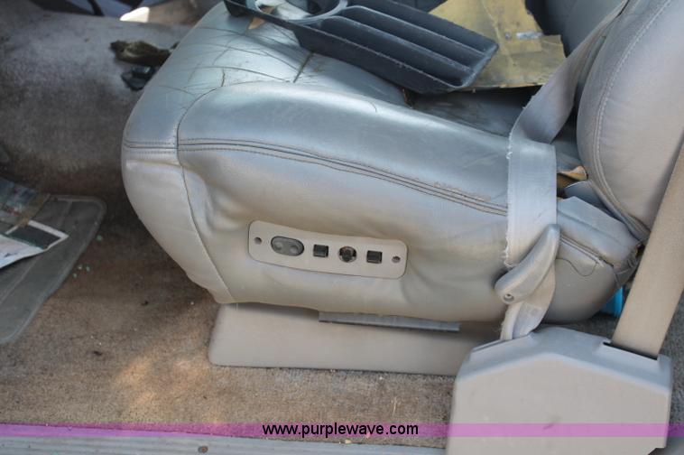 image for item O9340 1997 Chevrolet Tahoe SUV